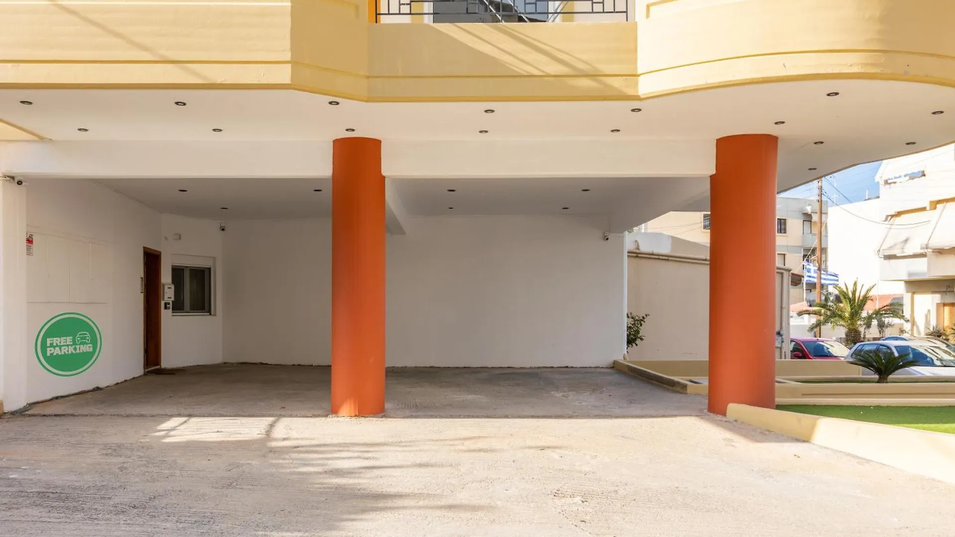 Garden Luxury Apartment Heraklion  Greece