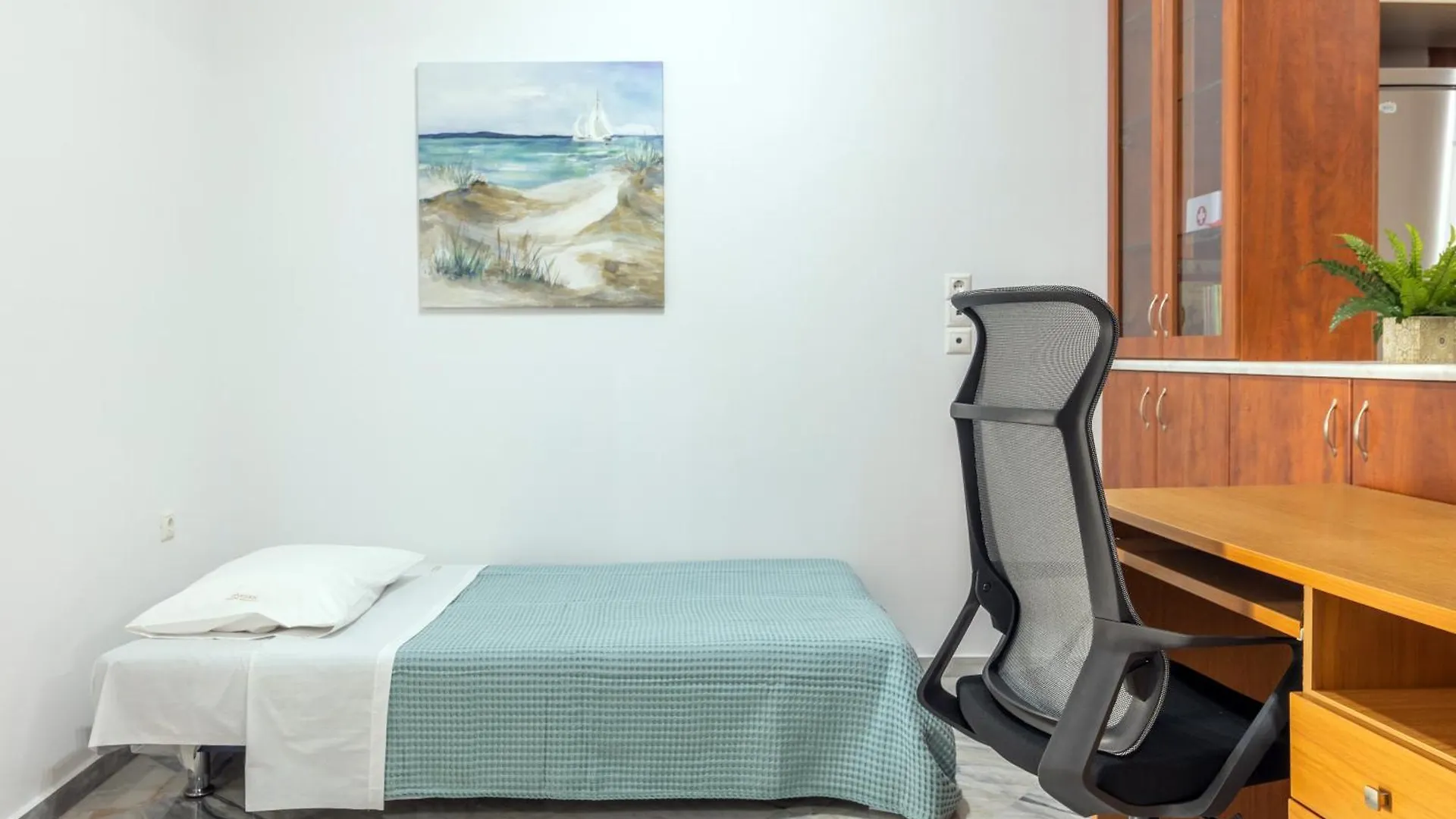 Garden Luxury Apartment Heraklion  0*, Heraklion (Crete)
